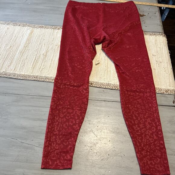 Fabletics Red High Waisted Leopard Mesh Leggings Sports Bra Set Sz XXL Sheer - Picture 9 of 12